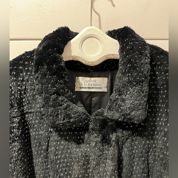 GALERIE DE LA FOURRURE Black Rabbit Fur Coat - Size M - Picture 10 of 16
